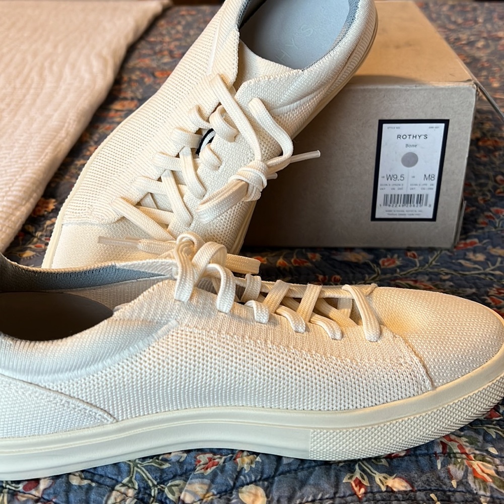 Rothy’s RS02 Sneaker